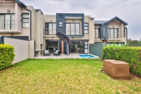 Hartbeespoort dam getaway home